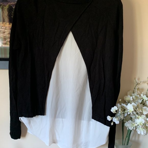 Simon's faux 2-in-1 top, size medium - Picture 3 of 4